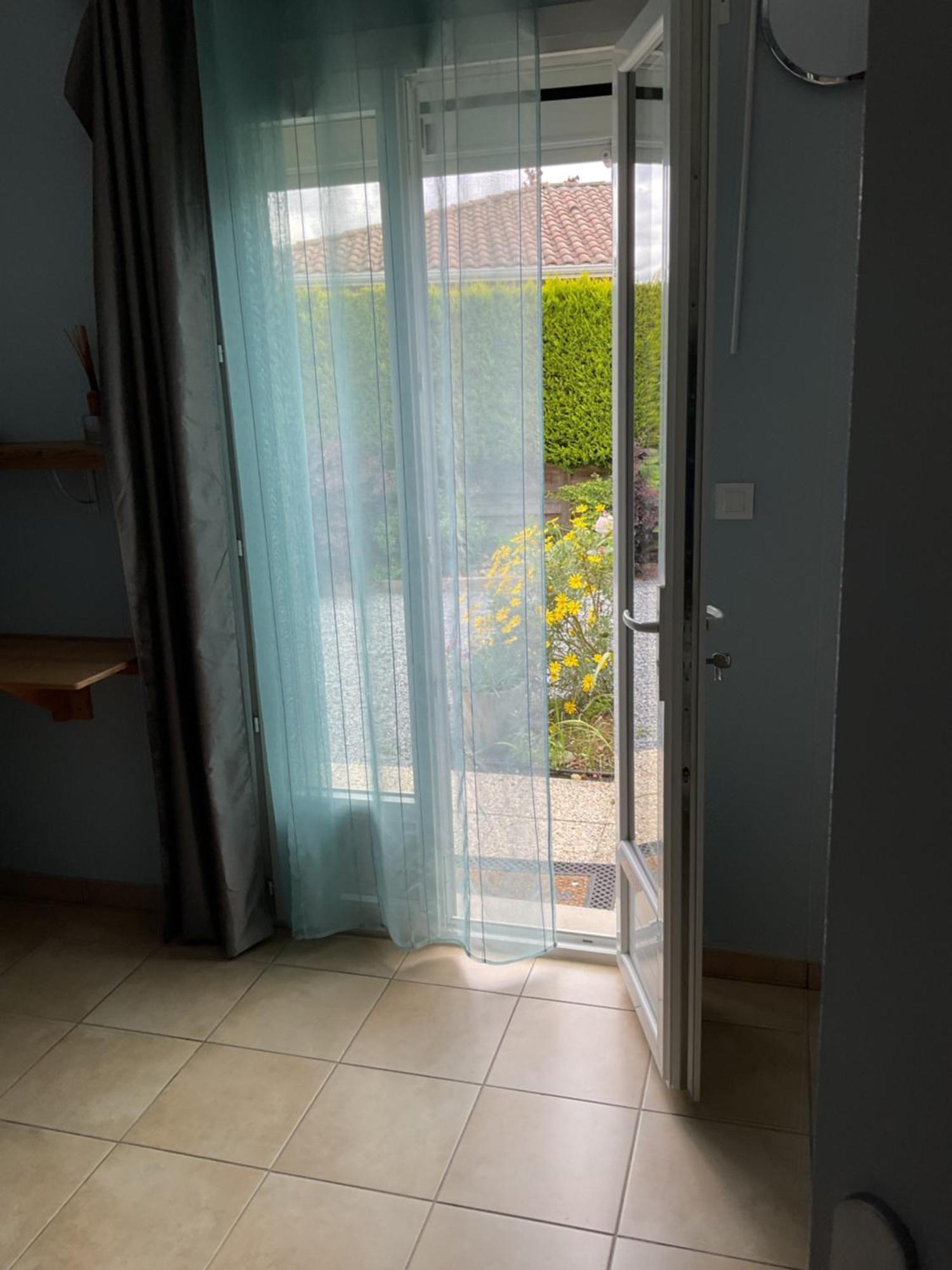 Les Oliviers Apartment Льо Теш Екстериор снимка
