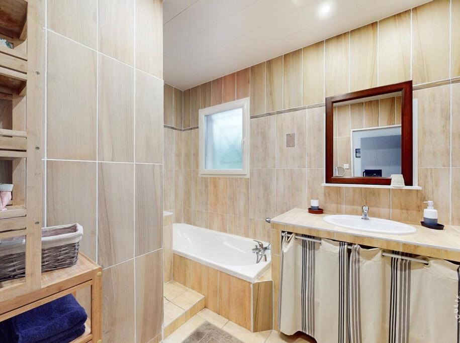 Les Oliviers Apartment Льо Теш Екстериор снимка